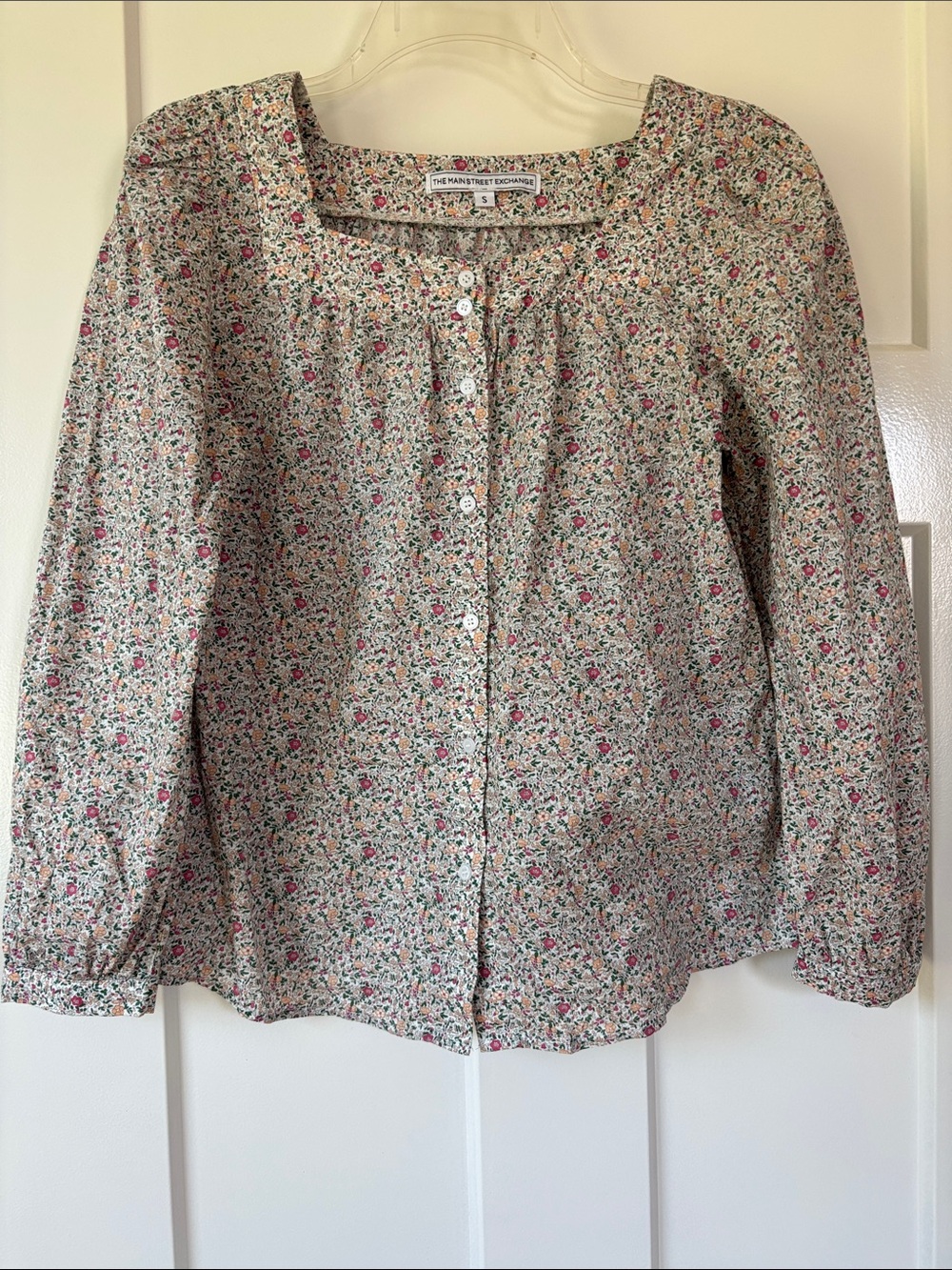 Main Street Exchange cotton floral blouse